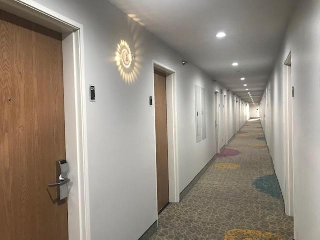 Days Inn By Wyndham Great Lakes Naval Base North Chicago Extérieur photo
