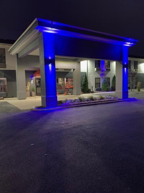 Days Inn By Wyndham Great Lakes Naval Base North Chicago Extérieur photo